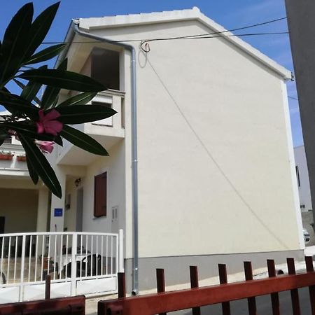 Apartment Dukic Sveti Filip i Jakov Bagian luar foto