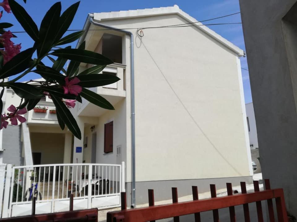 Apartment Dukic Sveti Filip i Jakov Bagian luar foto