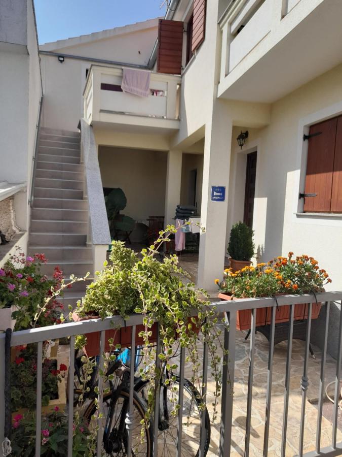 Apartment Dukic Sveti Filip i Jakov Bagian luar foto
