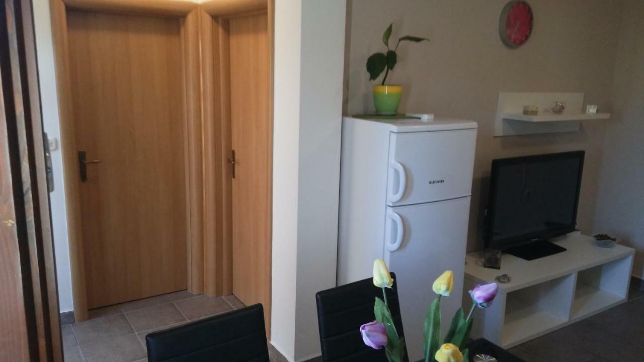 Apartment Dukic Sveti Filip i Jakov Bagian luar foto